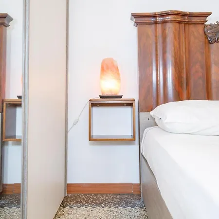 Gozzi House - Comoda Casa - Free Parking - Easy To Venice! Mestre