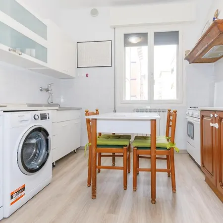 Gozzi House - Comoda Casa - Free Parking - Easy To Venice! Appartement Mestre